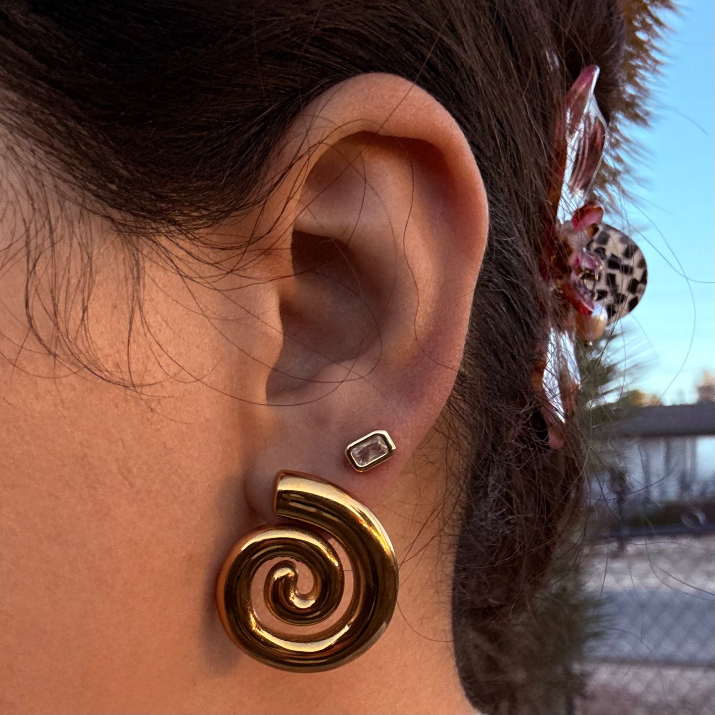 Swirl Studs