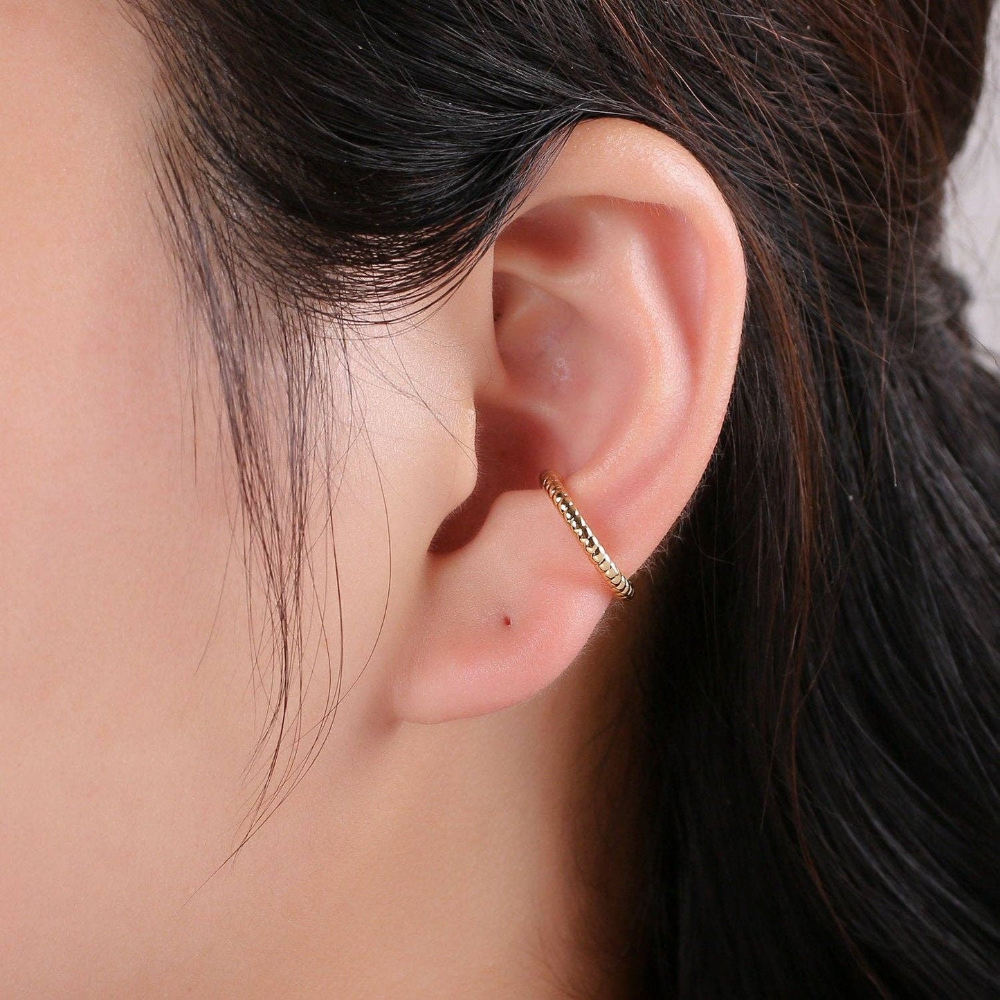 Lasso Ear Cuff